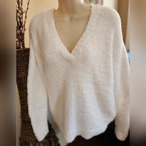 Bella Dahl Cozy White V-Neck Sweater
